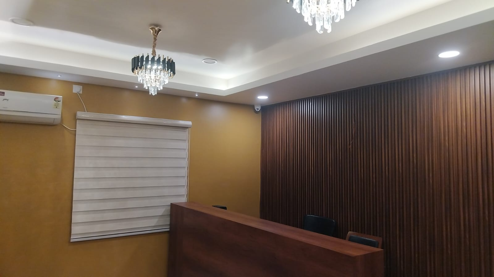 The Pinwheel Hotel reception lobby